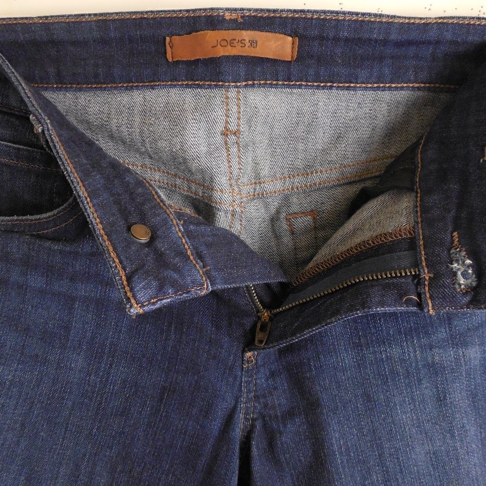 50926......Joe's Skinny Jeans Size W28 24"Inseam  8 1/2"Rise