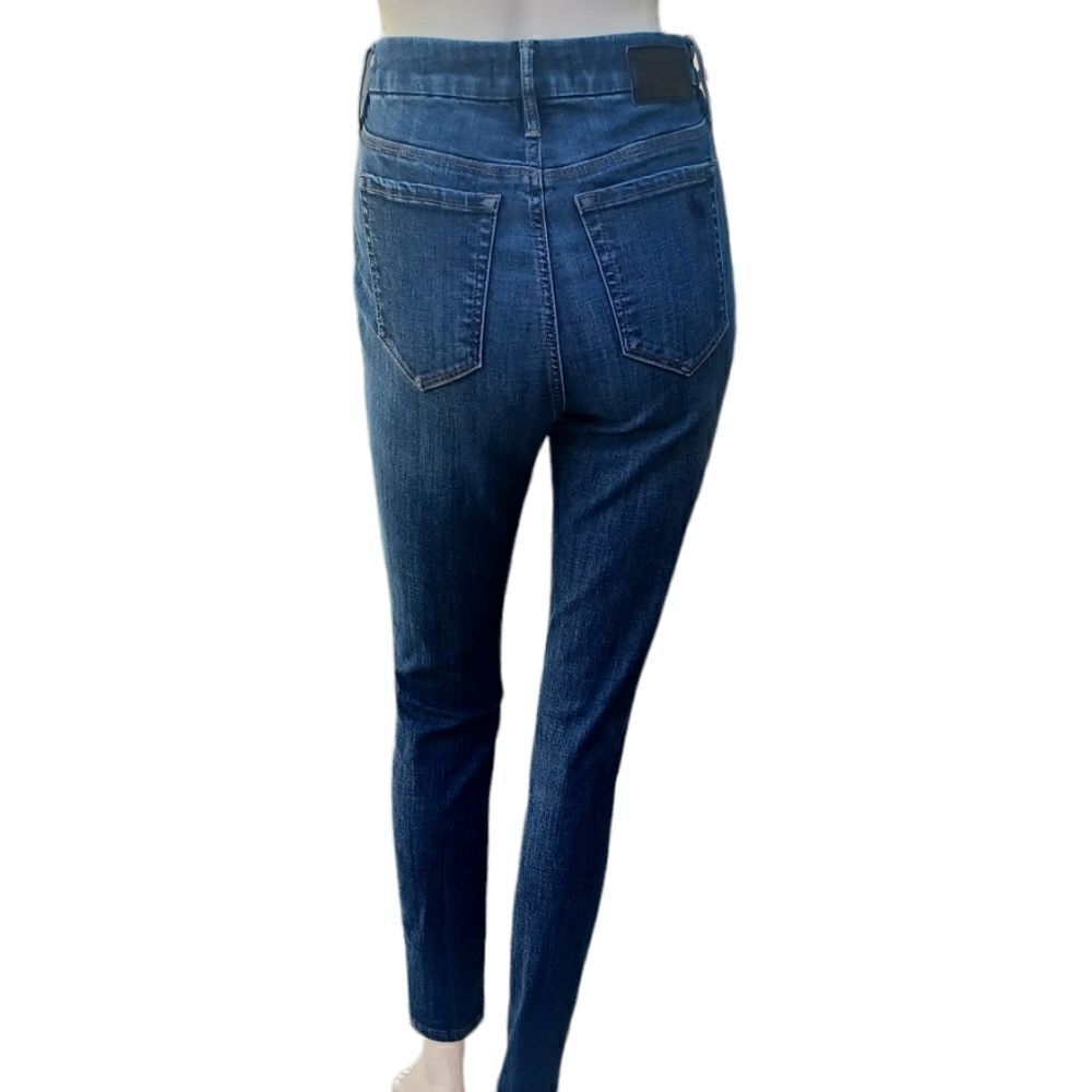 639838......Kendall & Kyle Skinny Jeans Size 27