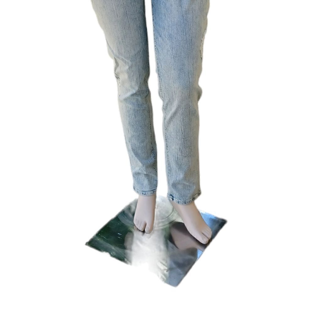 541827....Original Use Skinny Jeans Size 38, 31"Inseam  11"Rise