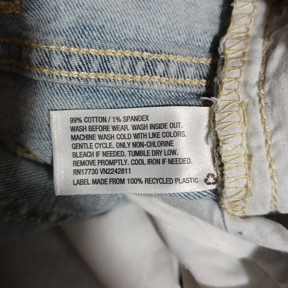 541827....Original Use Skinny Jeans Size 38, 31"Inseam  11"Rise