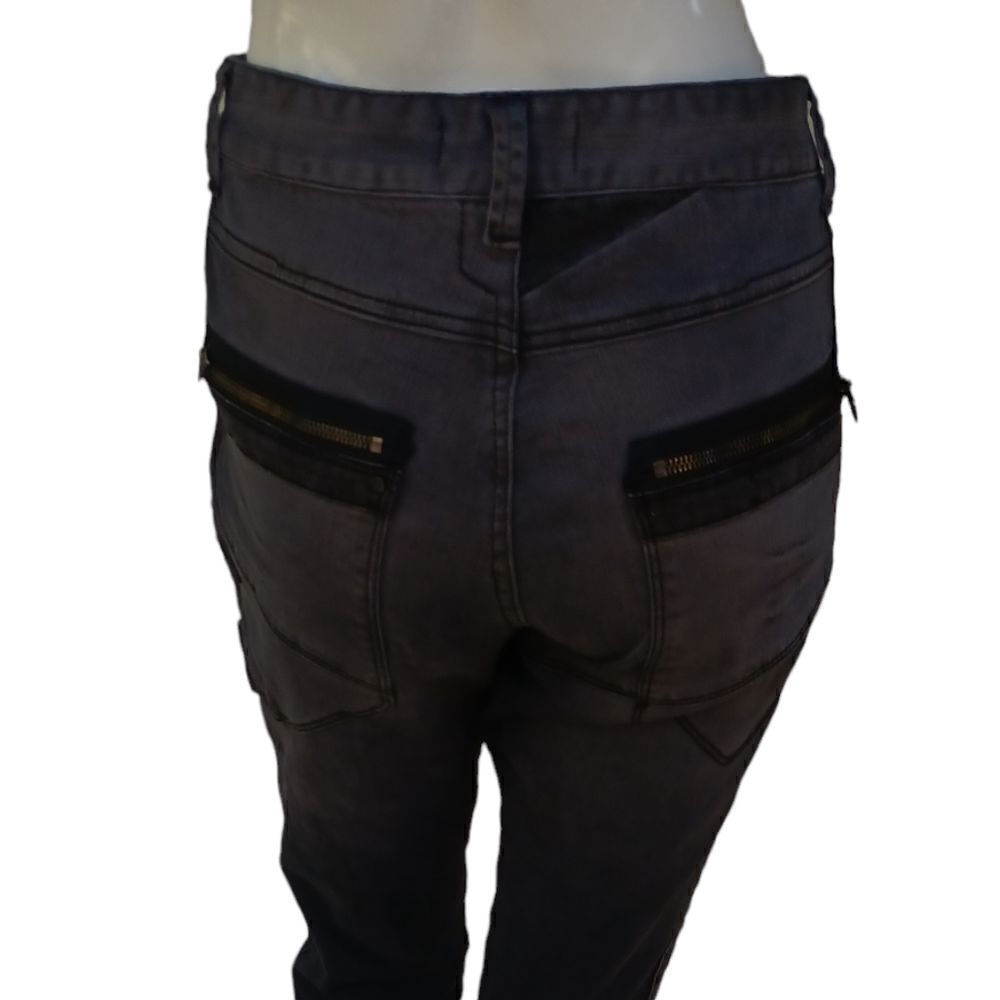 687145...Rogue Straight leg Jeans Size 30