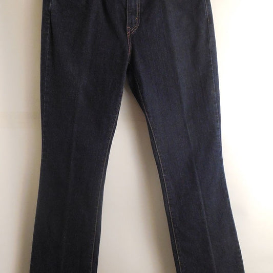 51688....Levi 515 Bootcut Jeans Size 10M
