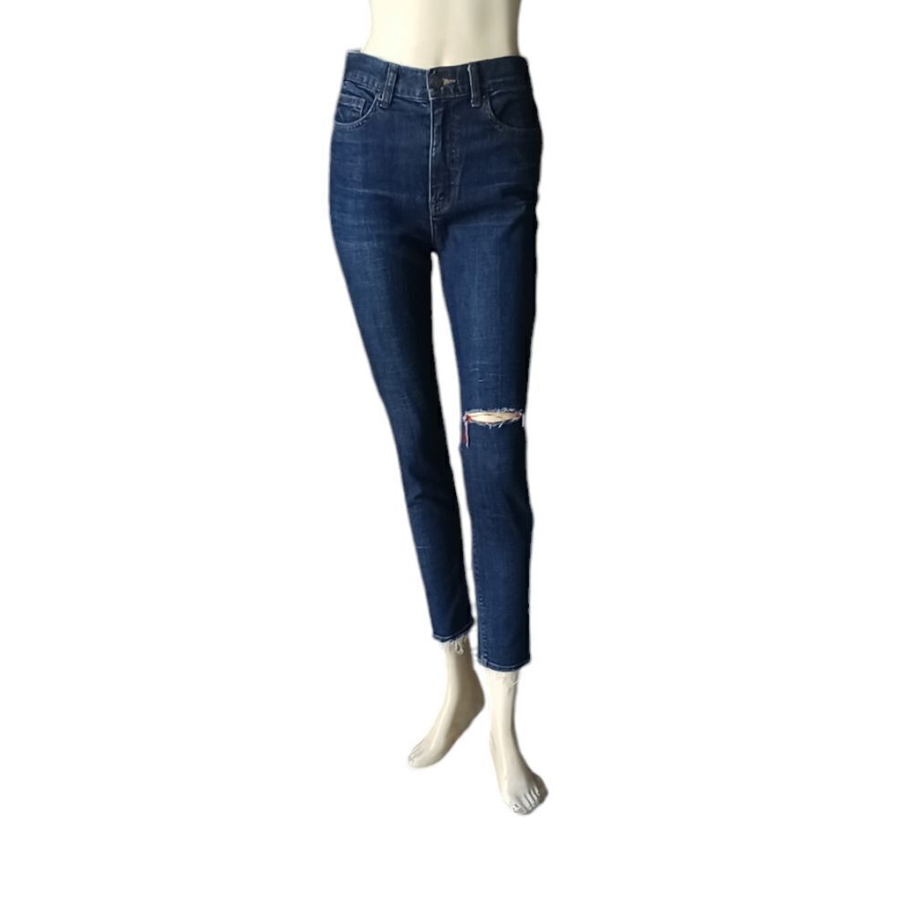 4115....Nobody Second Skinny Jeans Size 27", W26" 25"Inseam 10"Rise