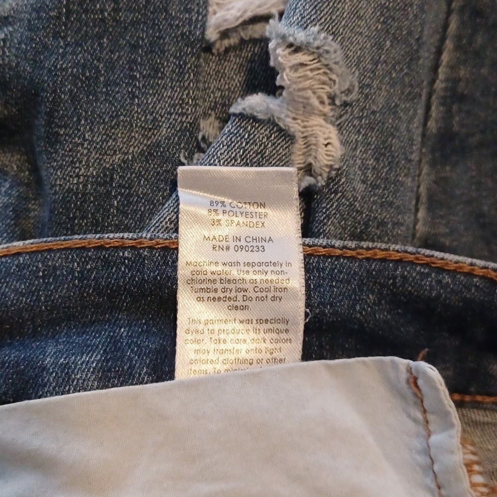 660341...Pacsun Low Rise Skinny Jeans Size 24, W25"  28"Inseam 8"Rise