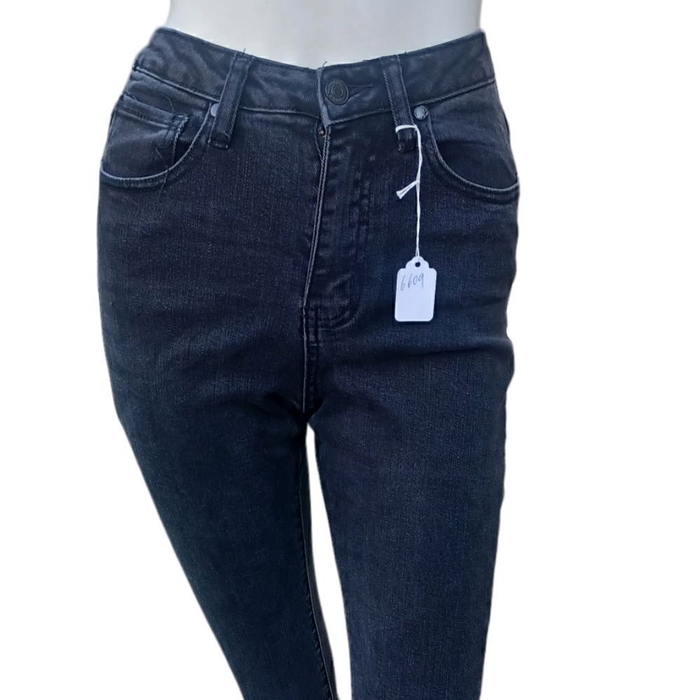 660941......Forever21 High Waist Skinny Jeans 24