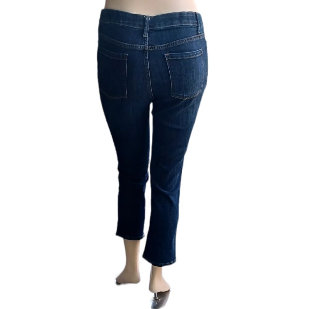 51743..St John's Bay Straight leg Jeans Size 14, W32" 24"Inseam 9 1/2"Rise