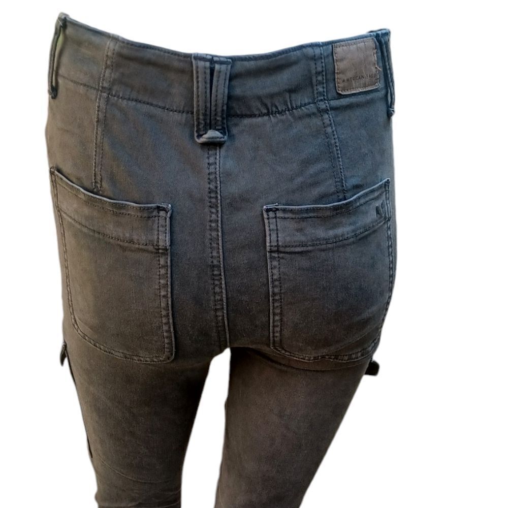 7006740.......American Eagle Skinny Jeans  Size 4R, W26", 27" Inseam 8" Rise