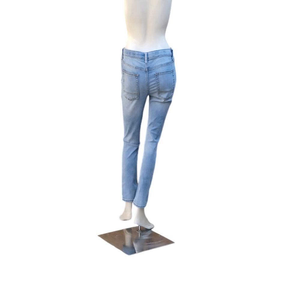 7007440....Cat& Jack Skinny Jeans Size 16Jr., W29"  26"Inseam  9"Rise