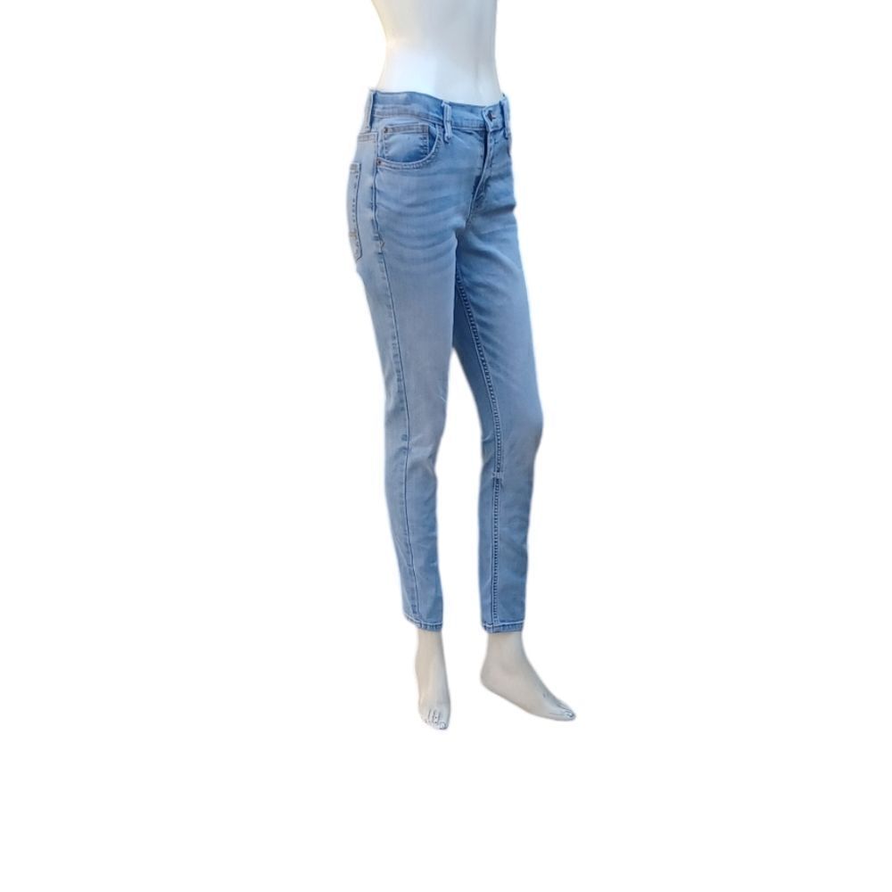 7007440....Cat& Jack Skinny Jeans Size 16Jr., W29"  26"Inseam  9"Rise