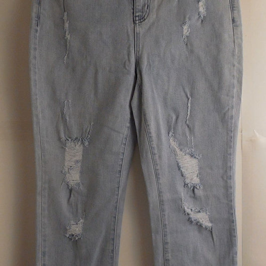 588322....Tinsel Straight leg Mom Jeans Crop Leg
