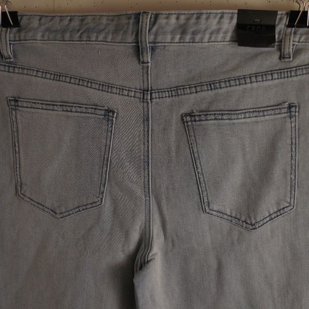 588322....Tinsel Straight leg Mom Jeans Crop Leg