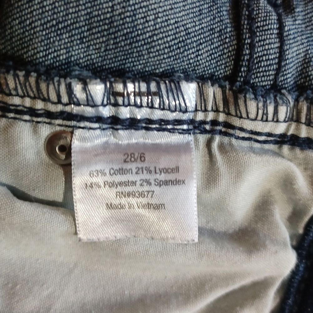 669644....a.n.a. Jegging Denim Jeans Size 28/6, 8" Rise