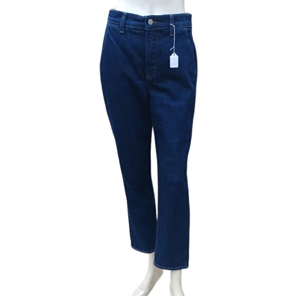 62628....Old Navy Sky-High Straight leg Jeans Size 4P, W26" 25"Inseam 10"Rise