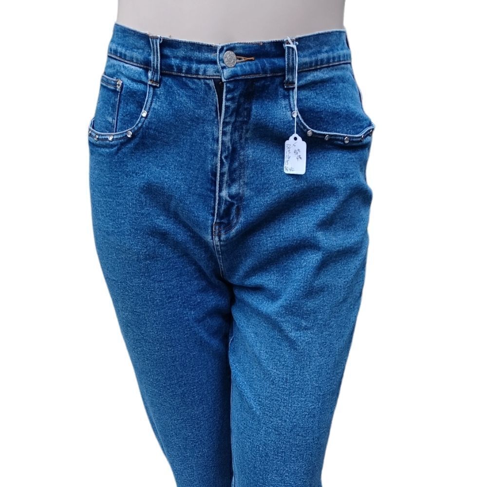 511820.....Denim & Co. Crop Jeans Size 16