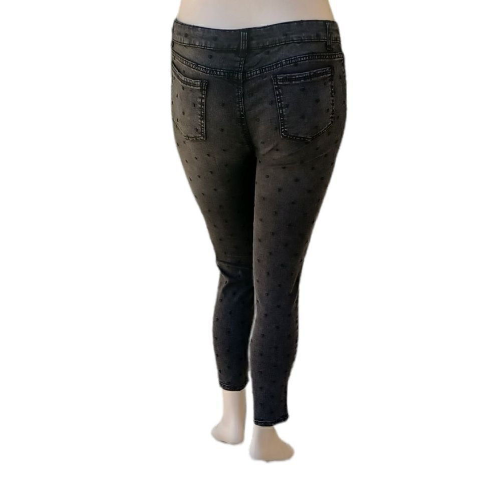 5880...Black Cat & Jack Polka Dot Jegging Size 18Plus, W32" 26"Inseam 8 1/2"Rise