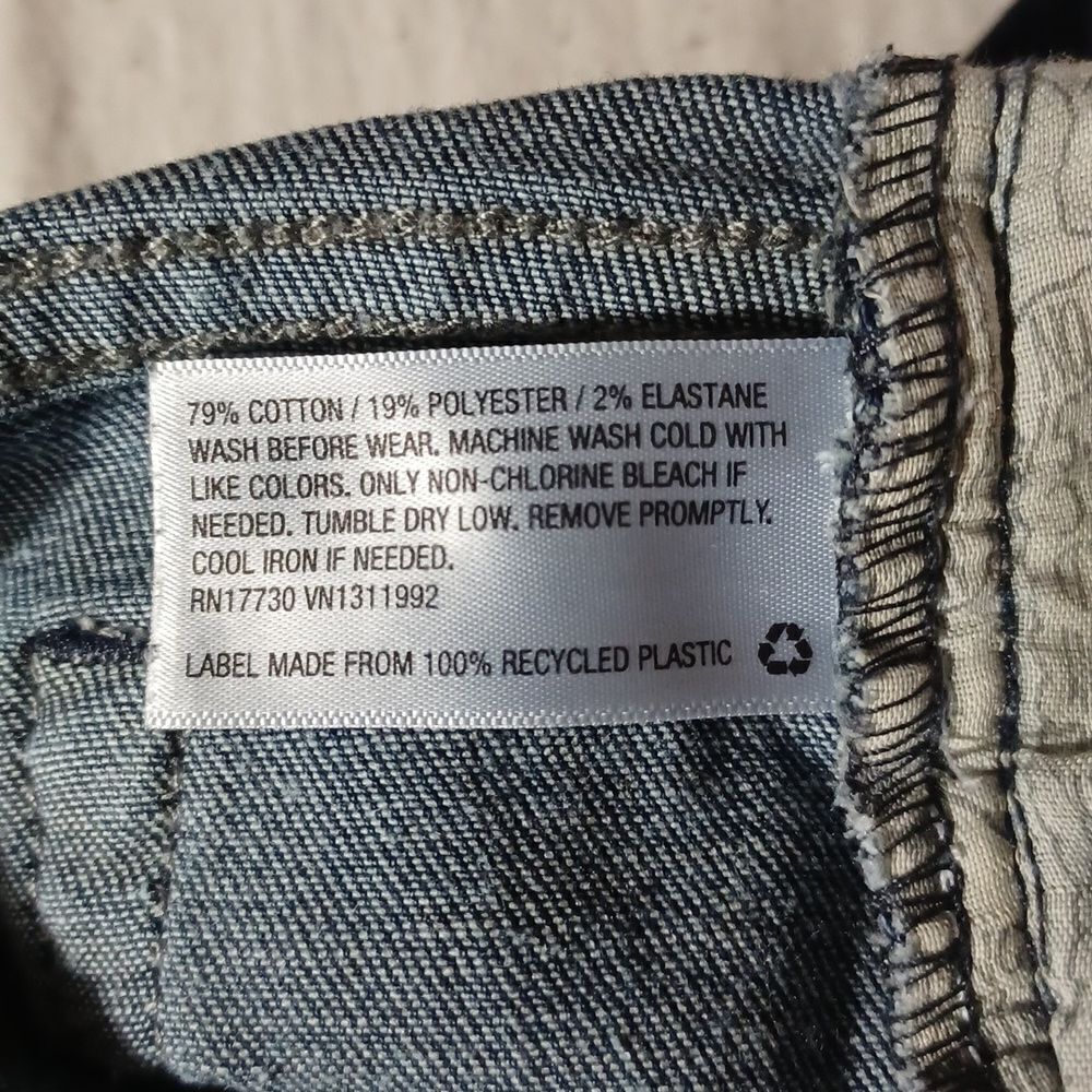 7007540......Cat & Jack Skinny Jeans Size 16 Jr., W27" 27"Inseam  8"Rise