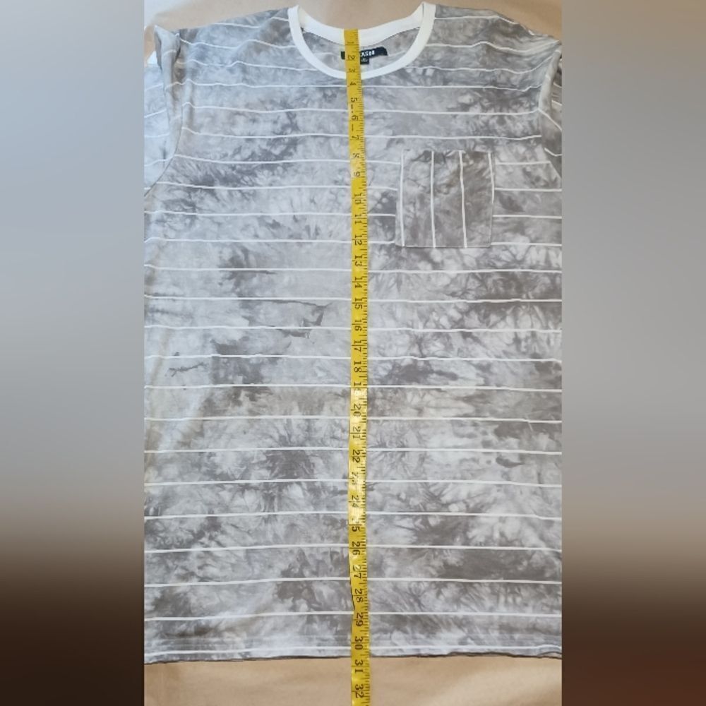 418233...NWT - Jackson Crew Neck Short Sleeve Top Medium