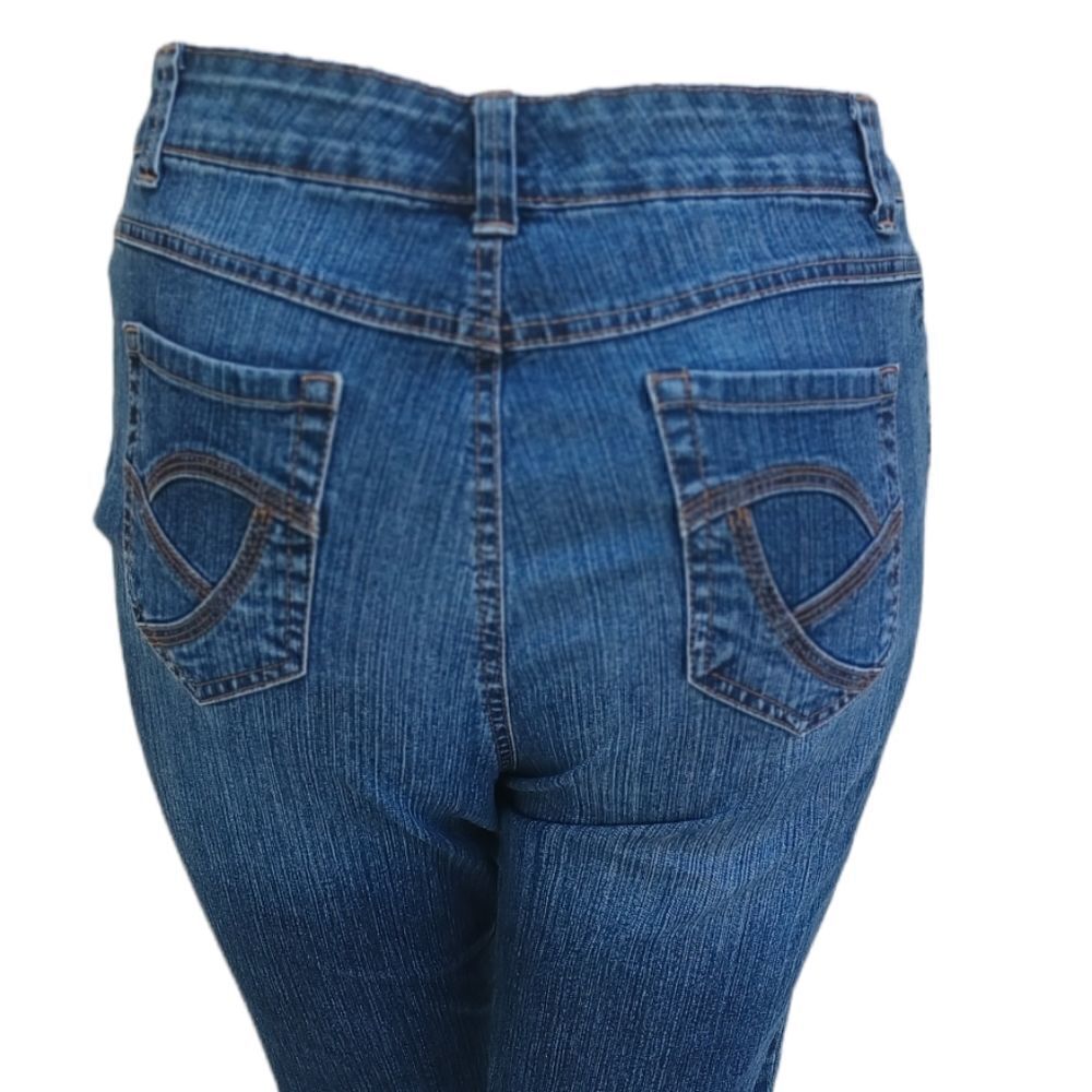 426819...Nine West Crop Jeans Size 14, W32" 14"Inseam 10"Rise