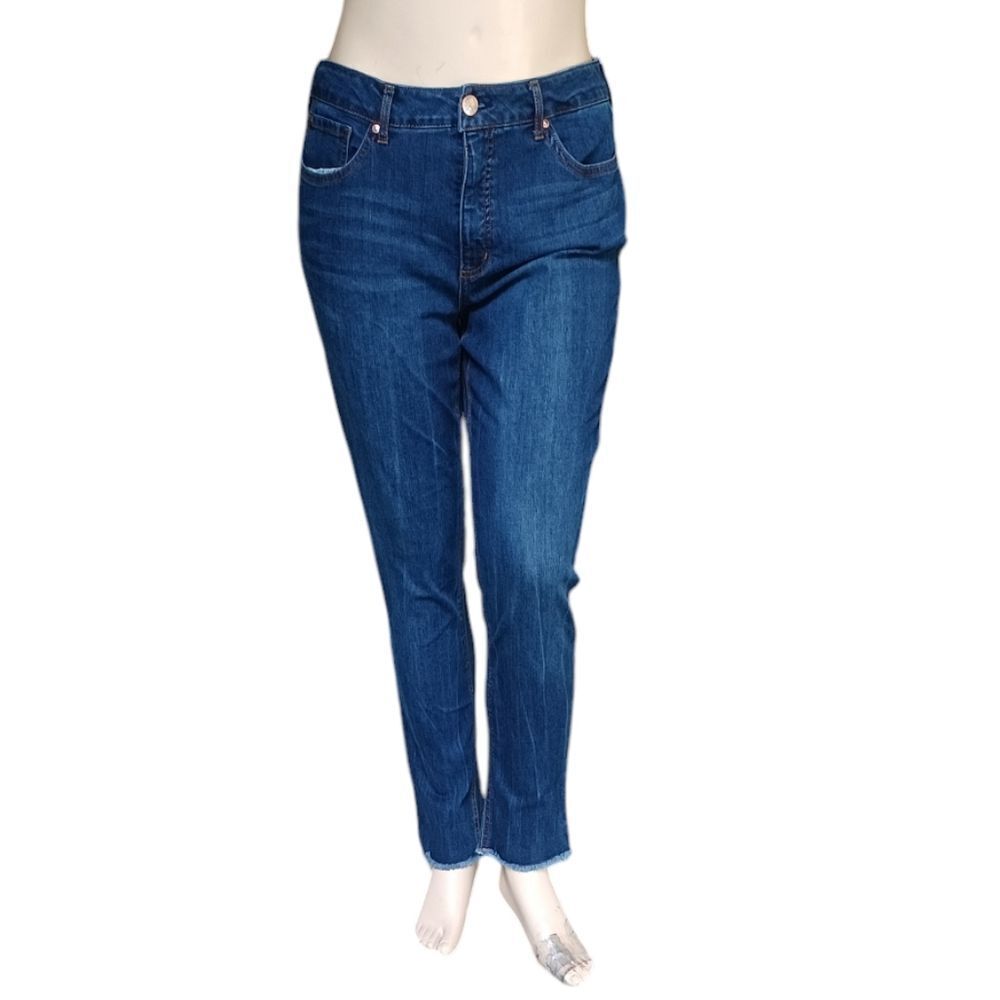 5003.....Seven7 Slim Fit Jeans Size 16, W34" 28"Inseam 11"Rise