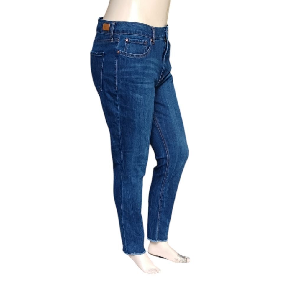 5003.....Seven7 Slim Fit Jeans Size 16, W34" 28"Inseam 11"Rise