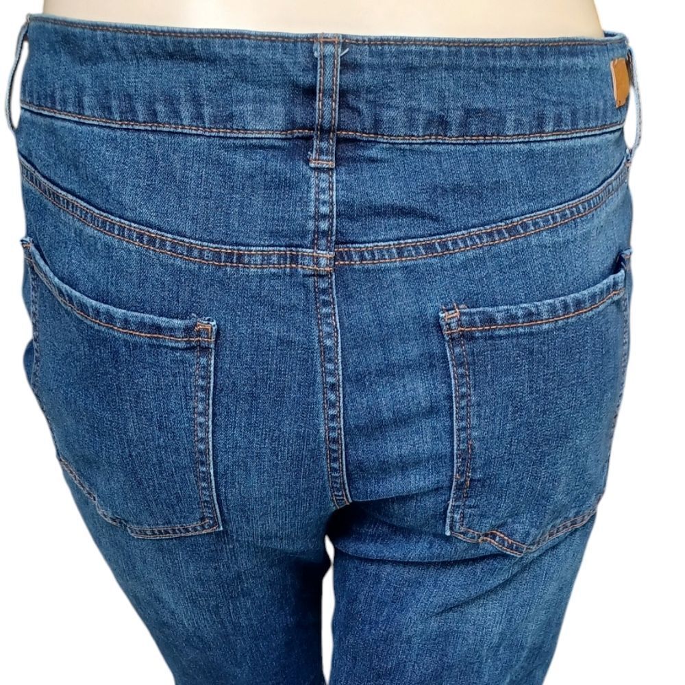 5003.....Seven7 Slim Fit Jeans Size 16, W34" 28"Inseam 11"Rise