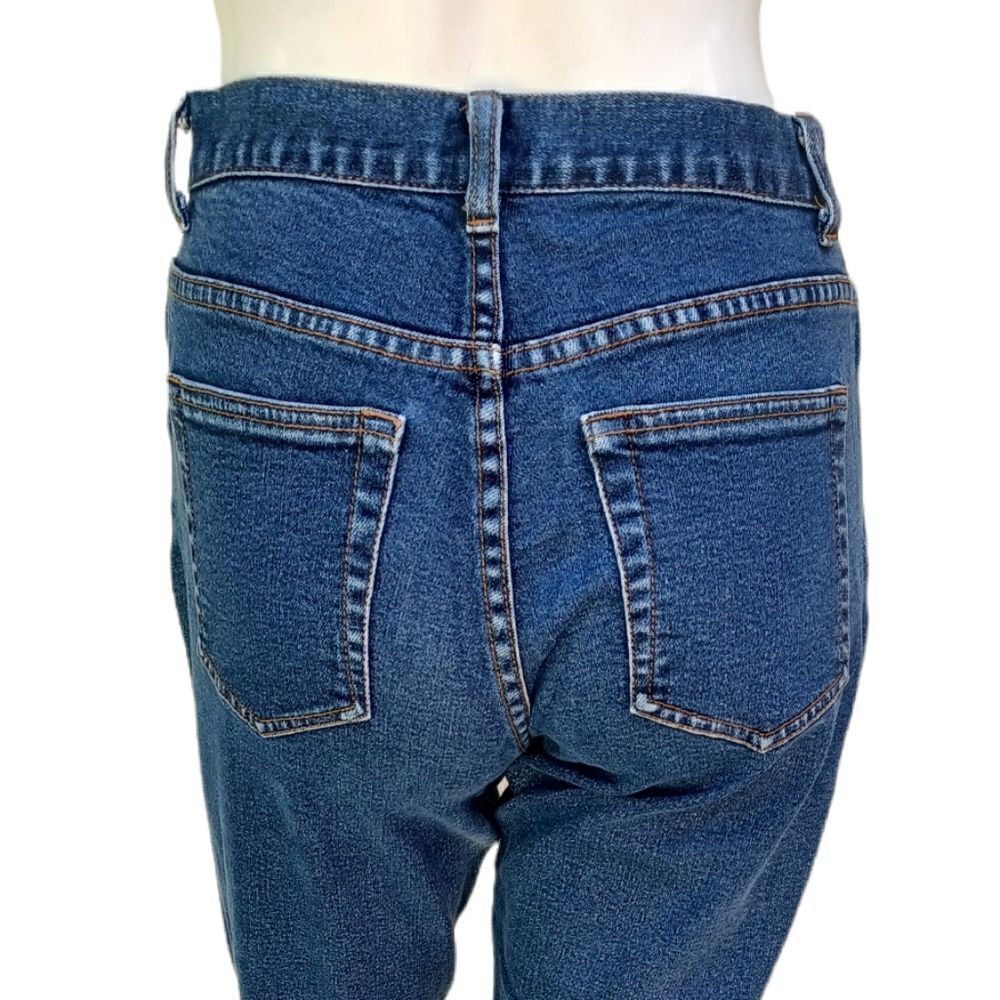 42305...Caslon Straight leg Jeans Size 4P, W24"  25"Inseam  10"Rise