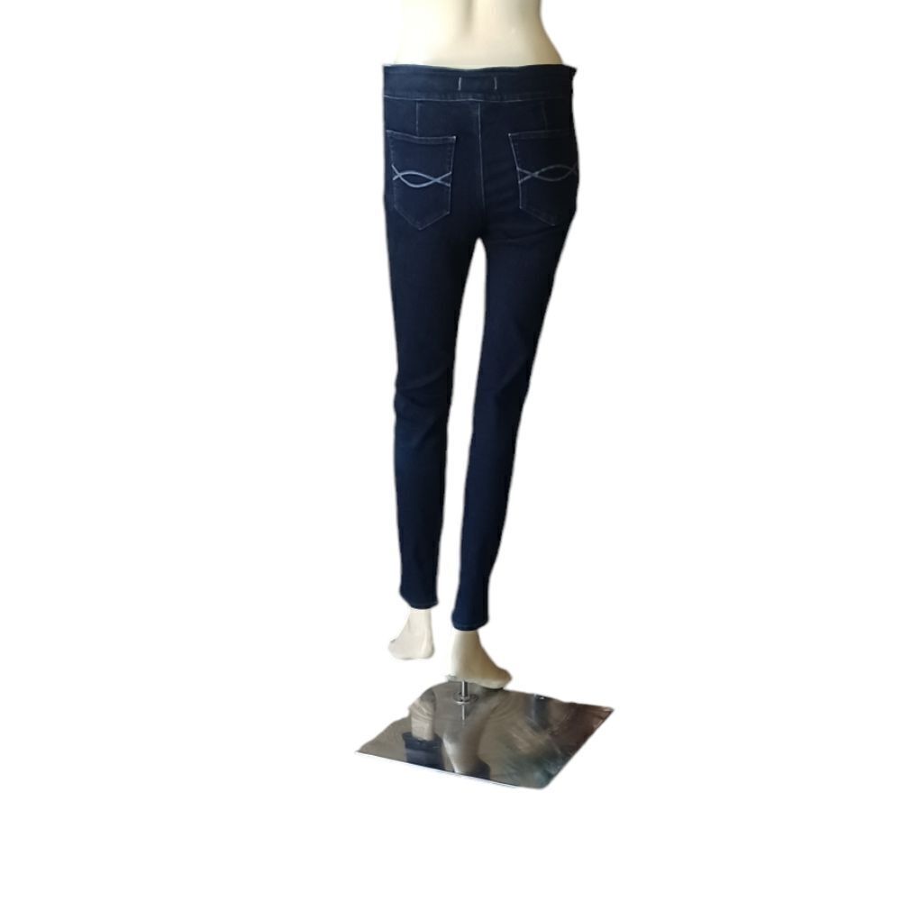 7006914...Abercrombie & Fitch Pull-On Skinny Jeans Size L, 28" 28"Inseam 9"Rise