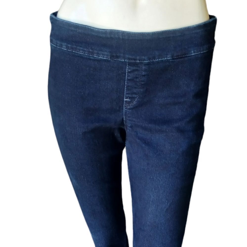 7006914...Abercrombie & Fitch Pull-On Skinny Jeans Size L, 28" 28"Inseam 9"Rise