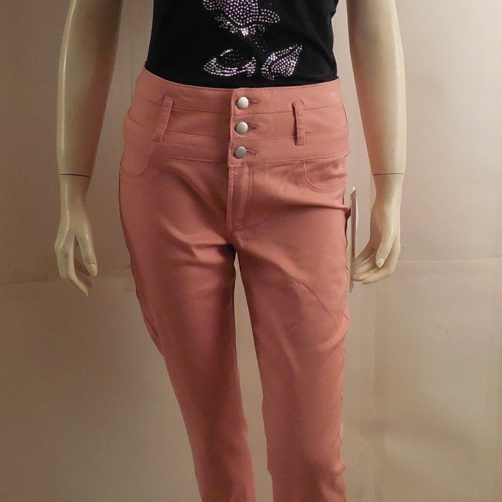 609030.....Tinsel Town Soft Stretch Ankle Crop Pants Size 10