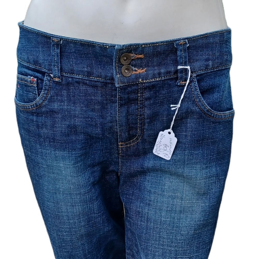 432410..Tommy Hilfiger Crop Jeans Size 6, W30" 23"Inseam 9"Rise