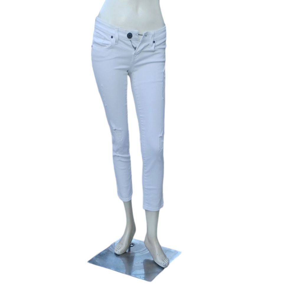 7008448.....GUESS Skinny Sarah Fit Jeans Size 24, 24"Inseam 6"Rise