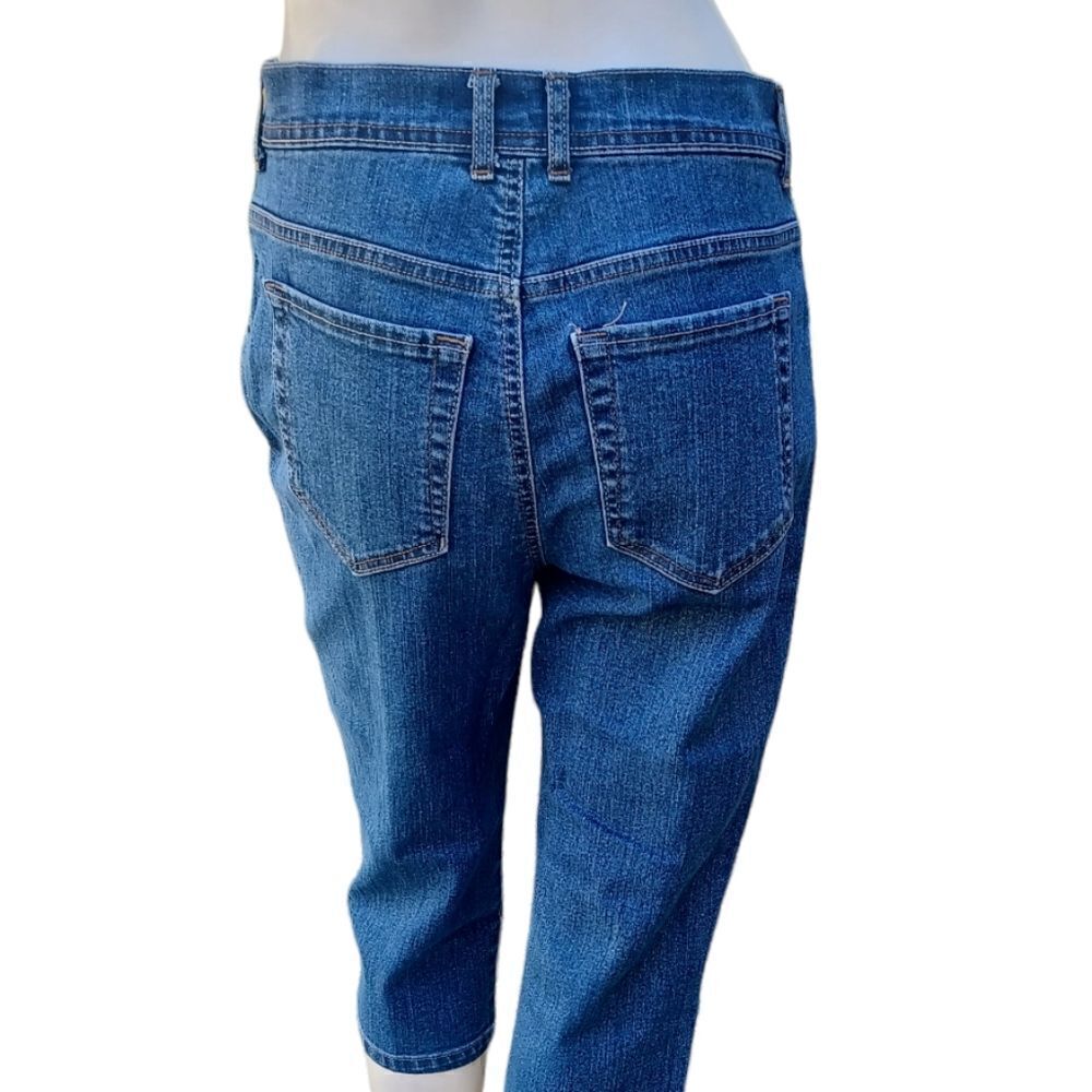 51428...Gloria Vanderbilt Crop Jeans Size 8P, W28" 17"Inseam 10"Rise
