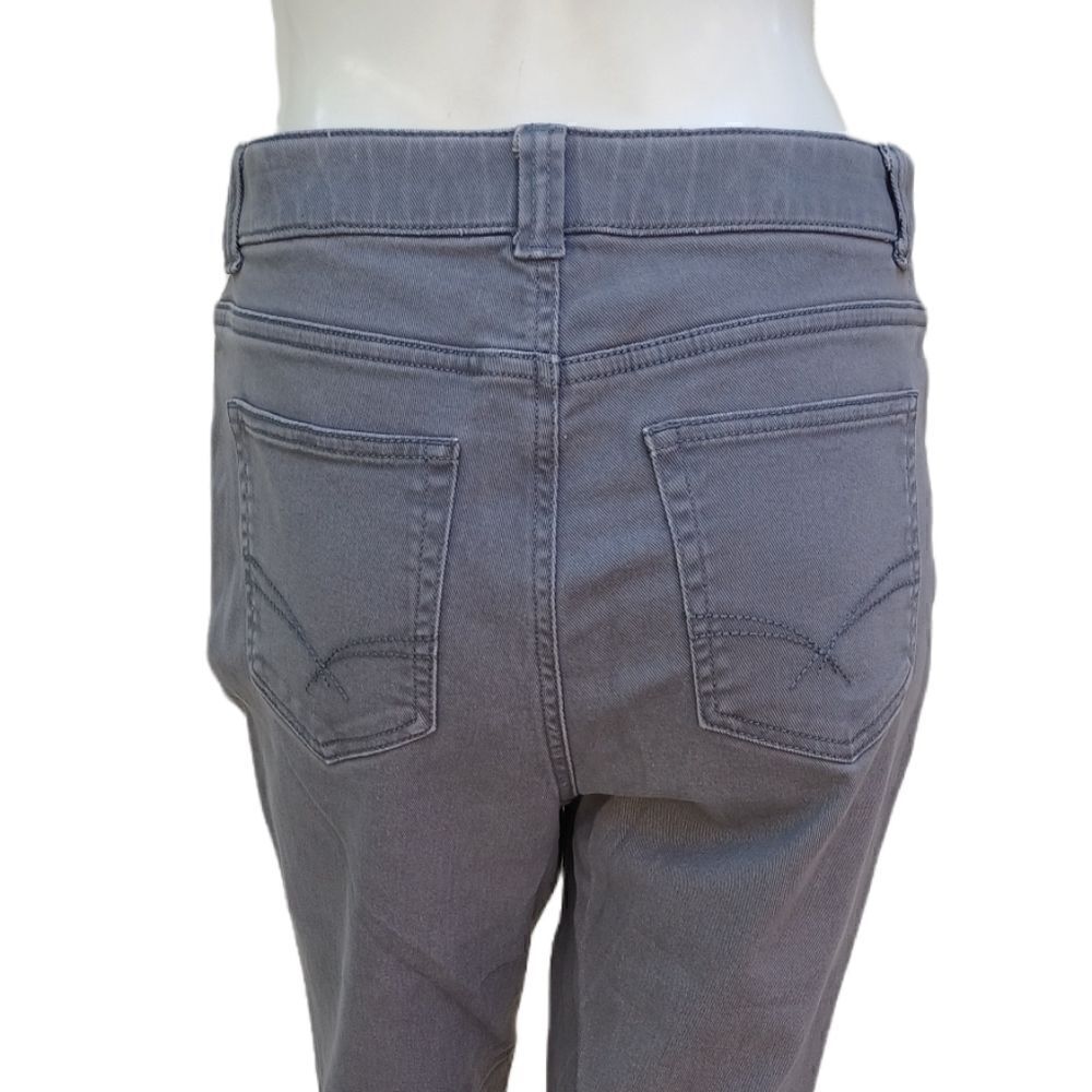 401416...Croft&Barrow Straight leg Jeans Size 8avg, W29" 29"Inseam 9 1/2"Rise
