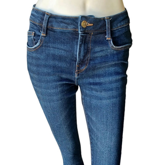 7003332...Zara Skinny Jeans Size 4, W26" 26"Inseam 9"Rise