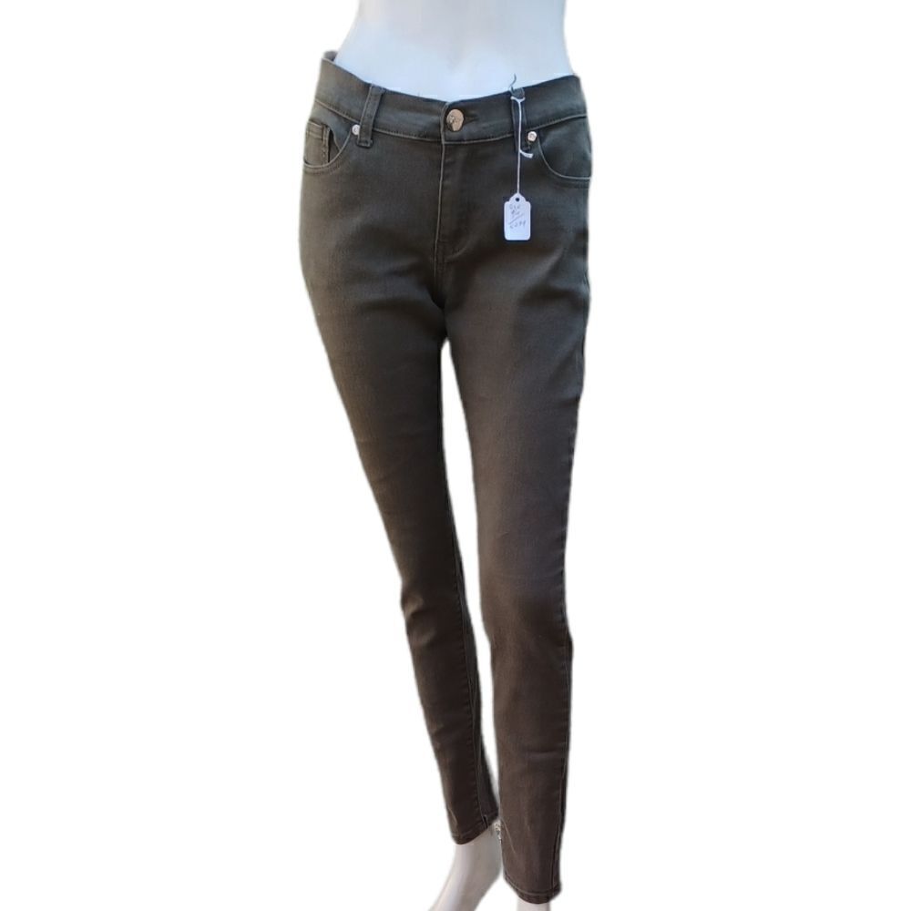 52391...T&Y Fashion Skinny Jeans Size 9/10 W27" 28"Inseam " 8 1/2"Rise