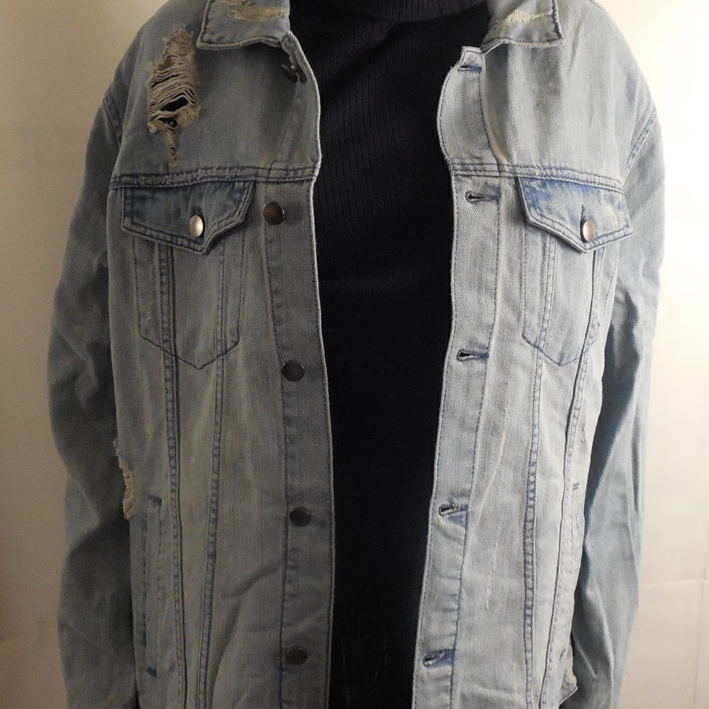 NWT Light Wash Distressed Shredded Jean Jacket
