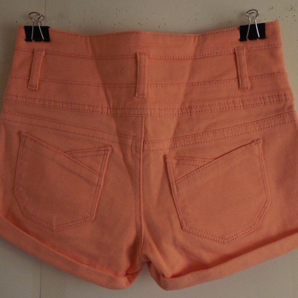 B28...Wet Seal Blue Asphalt Peach Color Shorts Size 7