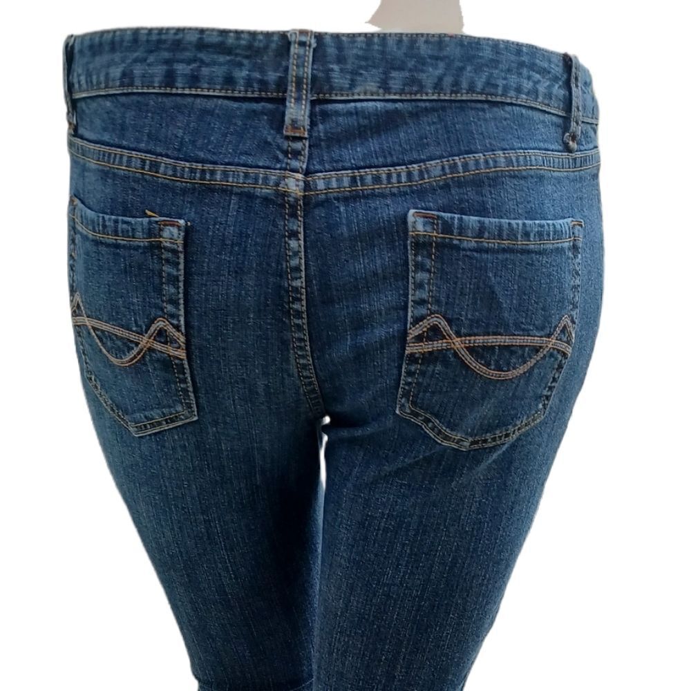 518722.....Preowned Mossimo Supply Co. Slim Bootcut Size 15 S/C, W34" 29"Inseam 8"Rise