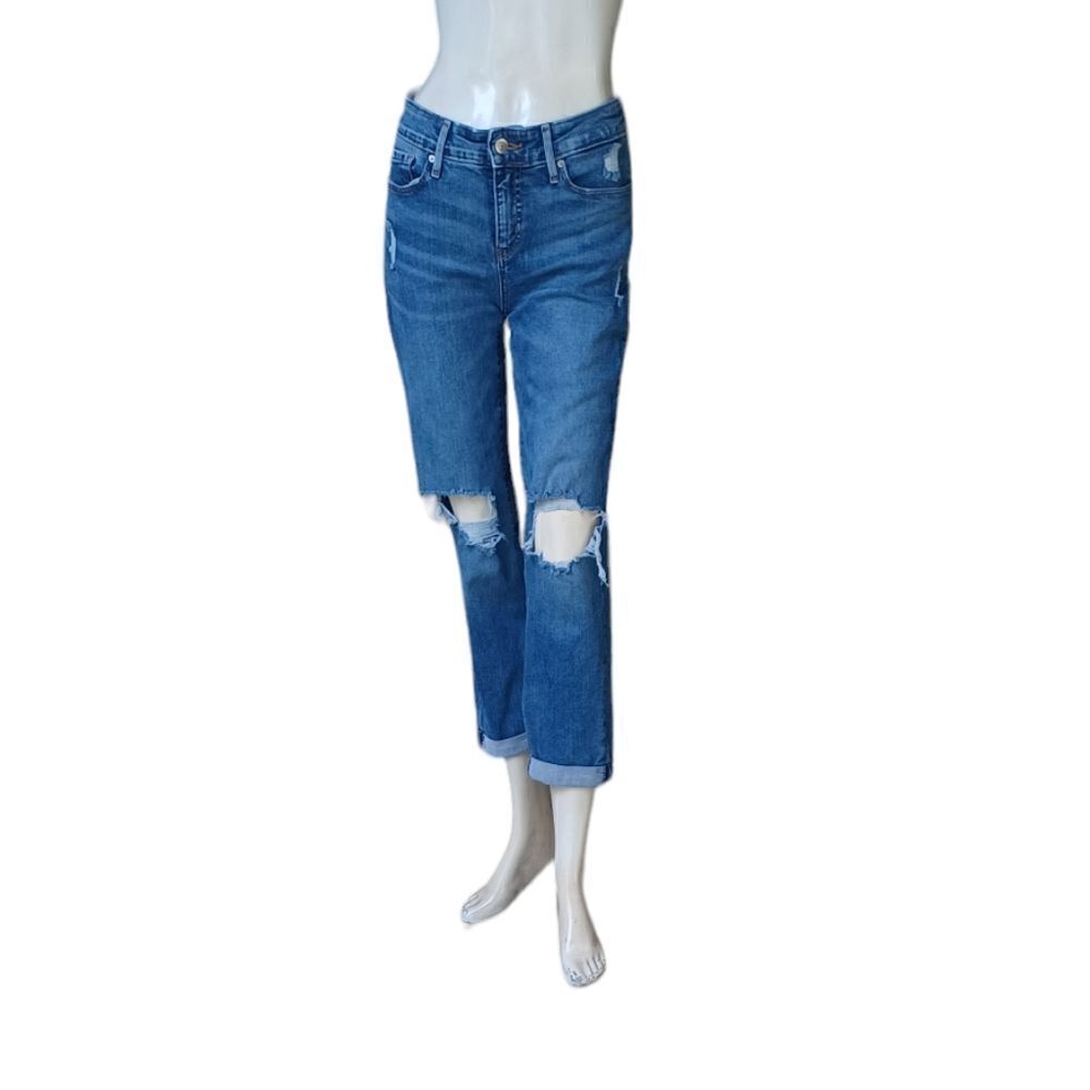 697910.....Denizen by Levi's Mid-Rise Boyfriend Jeans Size 2 W26