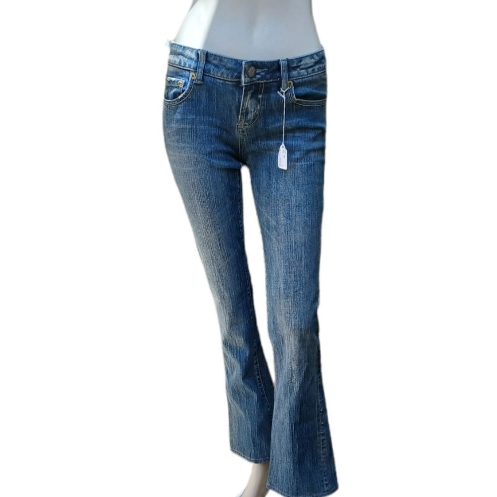 12079....American Eagle Bootcut Jeans Size 2L, W28", 29" Inseam 7" Rise