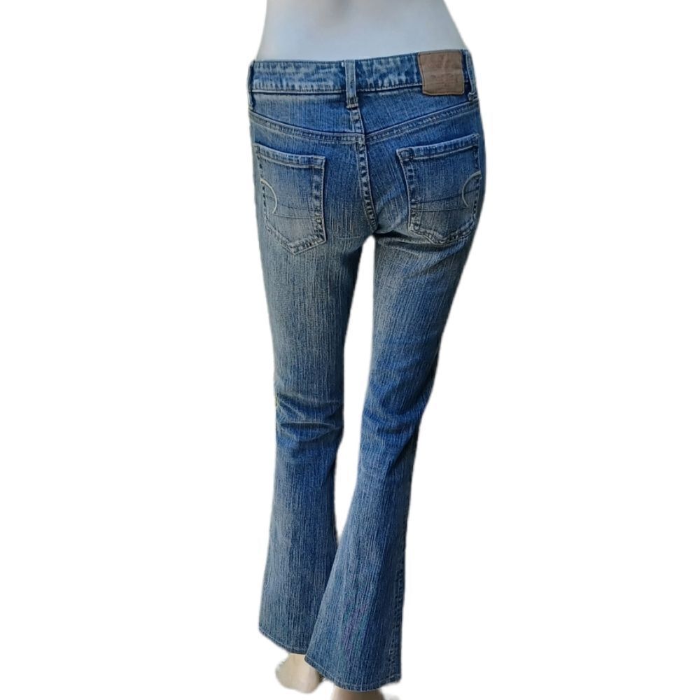 12079....American Eagle Bootcut Jeans Size 2L, W28", 29" Inseam 7" Rise