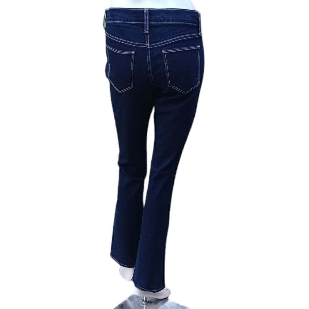10309....Old Navy Flirt Bootcut Jeans Size 2R, W28" 31"Inseam  8"Rise
