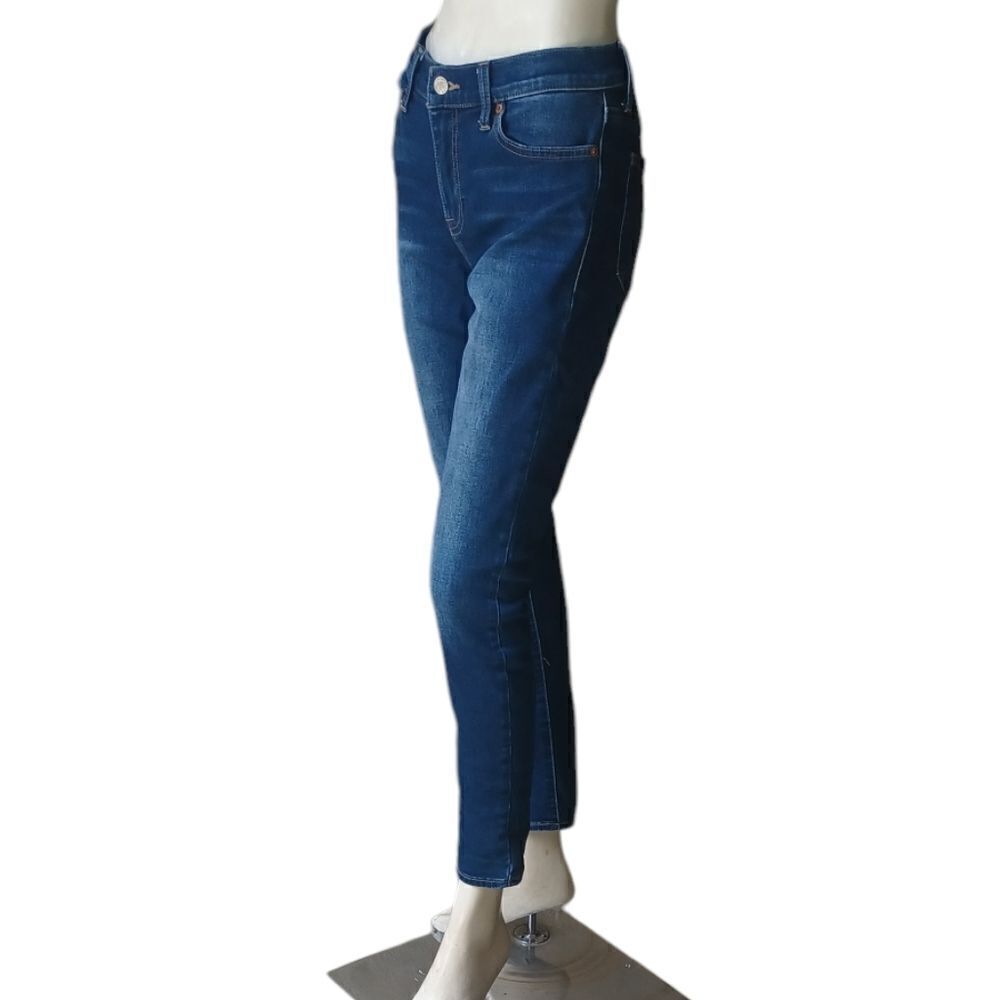 1030.....Lucky Brand Skinny Jeans Size 8/29,  9"Rise