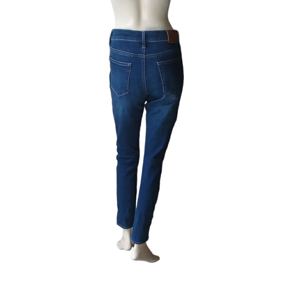 1030.....Lucky Brand Skinny Jeans Size 8/29,  9"Rise