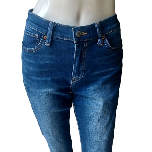 1030.....Lucky Brand Skinny Jeans Size 8/29,  9"Rise