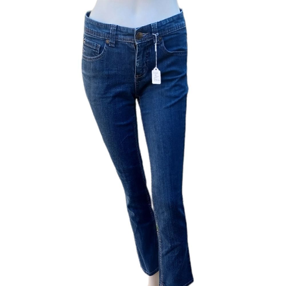 43269...Heritage by Bass Skinny Jeans Size 2, W28" 28"Inseam 7"Rise