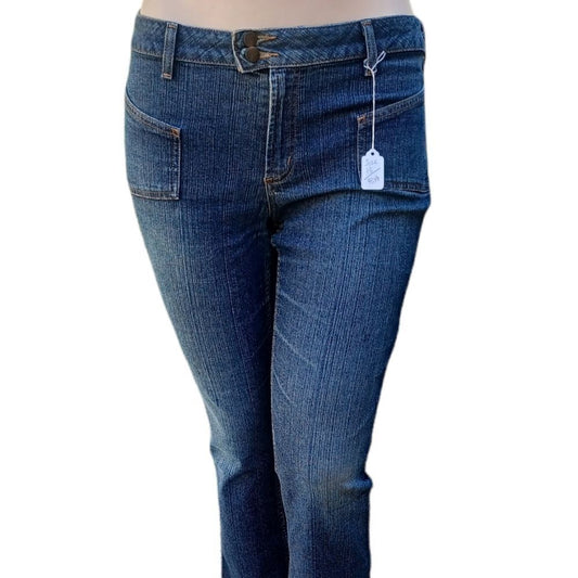 43466...Preowned Mossimo Bootcut Jeans Size 13JR. W34" 26"Inseam  9"Rise