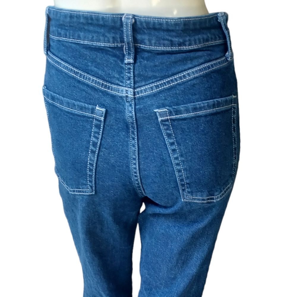 697839.....Wild Fable High Rise Straight Leg Jeans Size 2