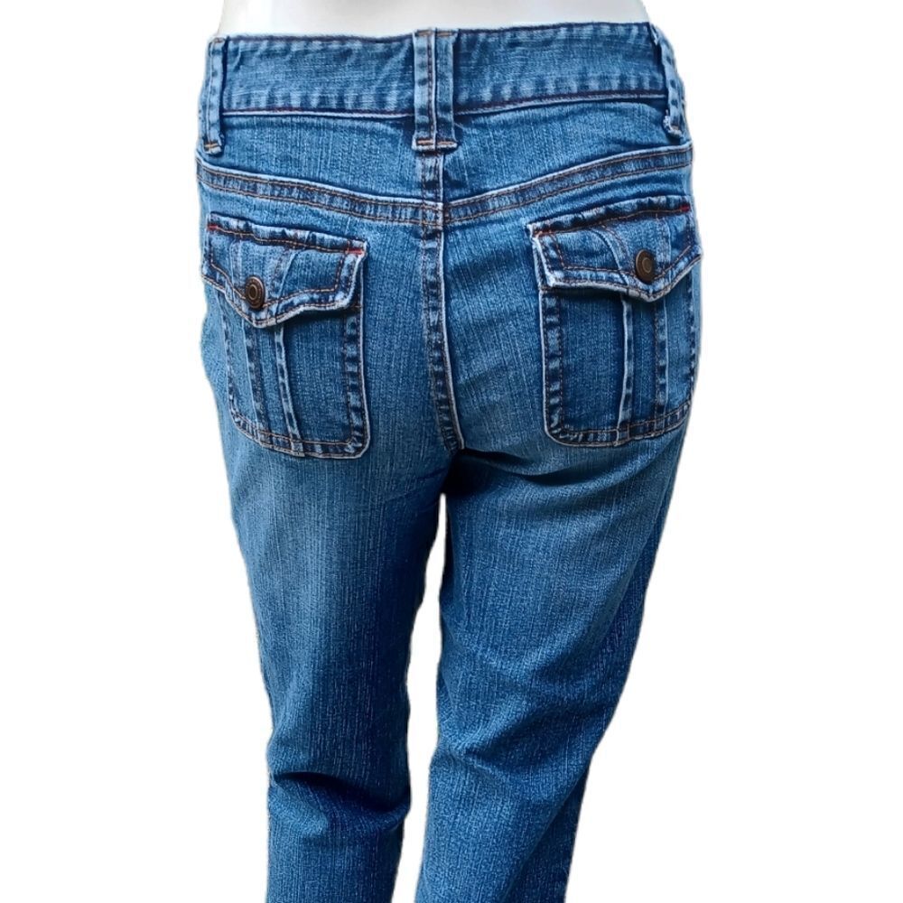 419648....Ann Taylor Crop Jeans Size 6, 30" Waist 21" Inseam 7" Rise
