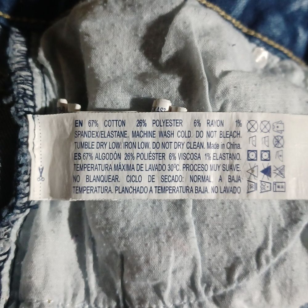 55503.Forever21 Bleached Jean Short Shorts Size 27